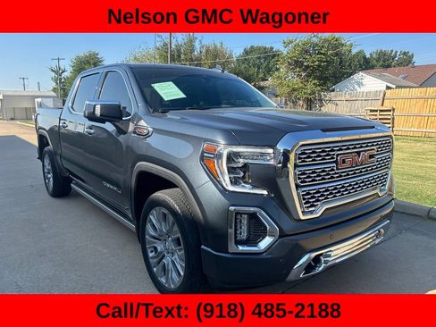 Used 2022 GMC Sierra 1500 Denali w/ Denali Premium Package AWD/4WD image 3