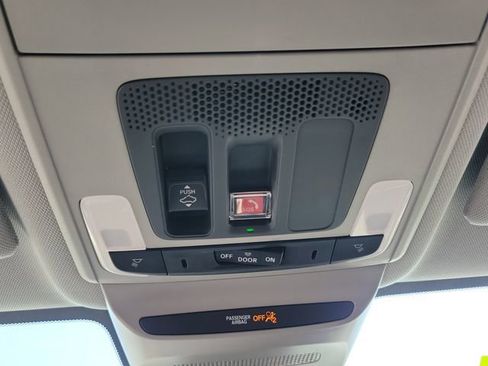 Used 2025 Acura ADX FWD image 32