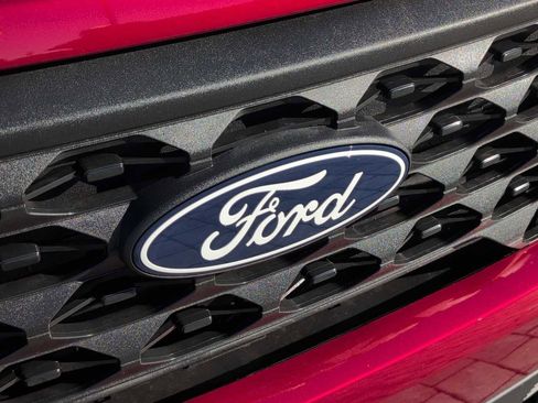 New 2025 Ford Maverick XLT w/ XLT Luxury Package image 17