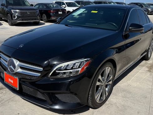Used 2019 Mercedes-Benz C 300 Sedan image 2