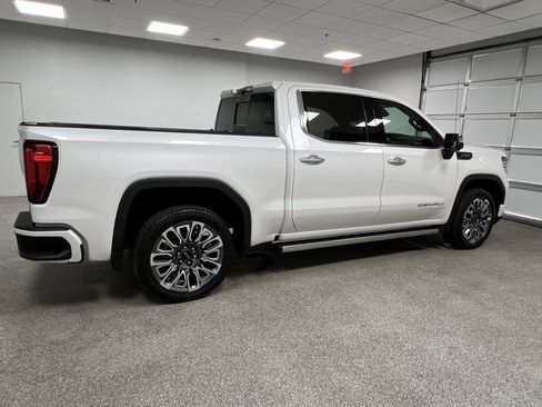 Used 2023 GMC Sierra 1500 Denali Ultimate image 14