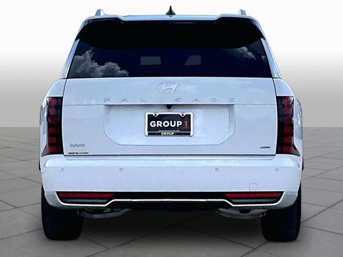 Certified 2026 Hyundai Palisade Calligraphy AWD/4WD image 5
