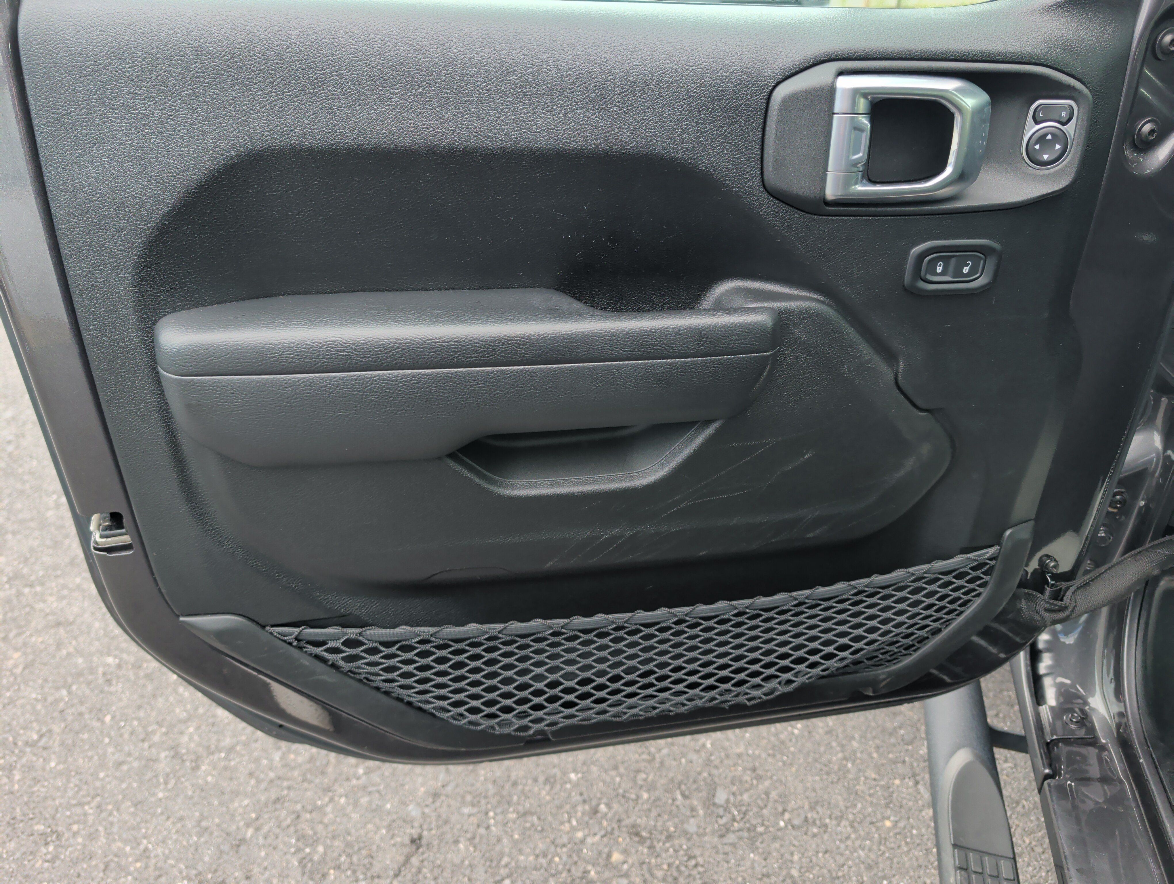 Used 2022 Jeep Wrangler Unlimited Sport AWD/4WD image 15