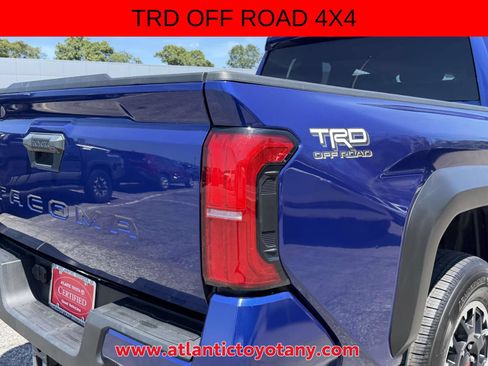 Used 2024 Toyota Tacoma TRD Off-Road AWD/4WD image 12