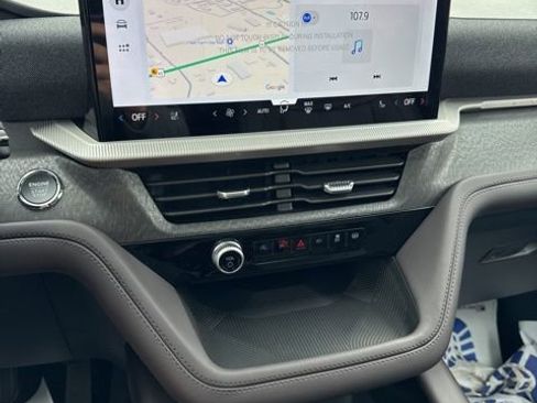 New 2026 Ford Explorer Platinum w/ LUX Leather Package AWD/4WD image 34