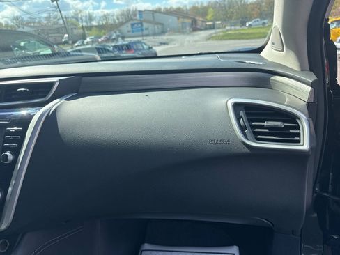 Used 2016 Nissan Murano SV w/ Premium Package AWD/4WD image 26