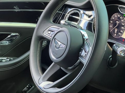 Used 2023 Bentley Flying Spur W12 AWD/4WD image 26