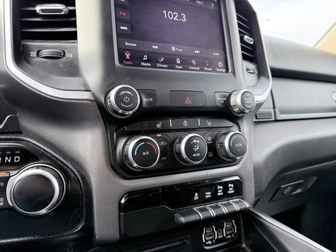 Used 2019 RAM 1500 Big Horn image 18