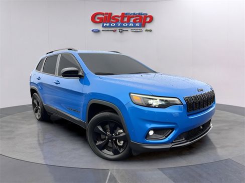 Used 2023 Jeep Cherokee Altitude Lux w/ Lux Elite Package image 1
