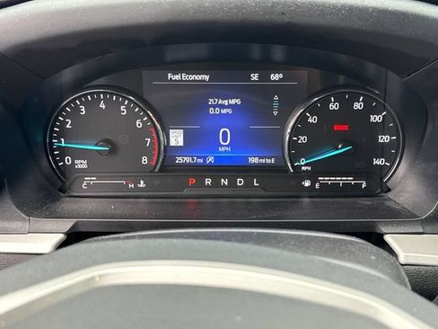 Used 2024 Ford Explorer XLT w/ Equipment Group 202A AWD/4WD image 29