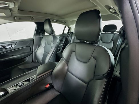 Used 2024 Volvo S60 B5 Core image 20