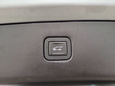 Certified 2025 Chevrolet Blazer RS FWD image 21