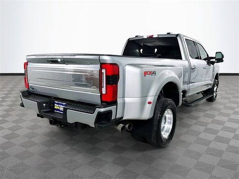 Used 2024 Ford F350 Platinum image 7