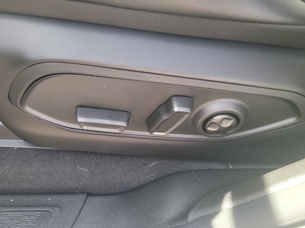 New 2026 Jeep Grand Cherokee Limited RWD image 21