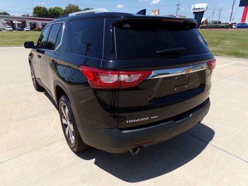 Used 2018 Chevrolet Traverse LT image 24