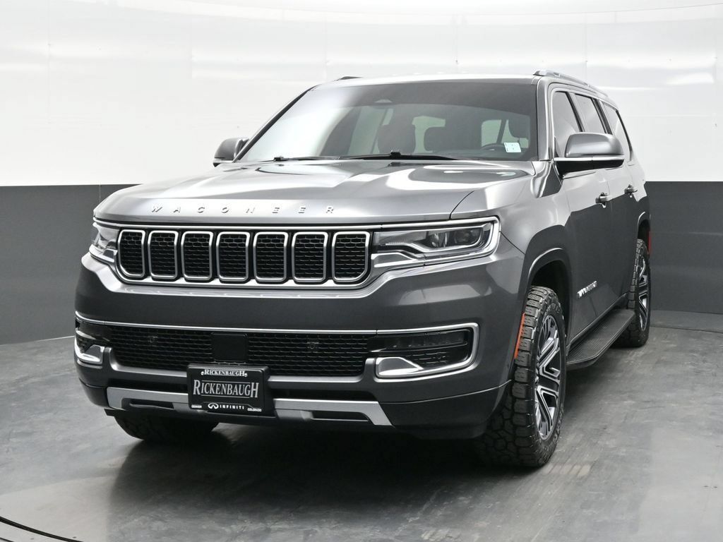 Used 2022 Jeep Wagoneer Series III w/ Flexible Seating Group AWD/4WD image 2