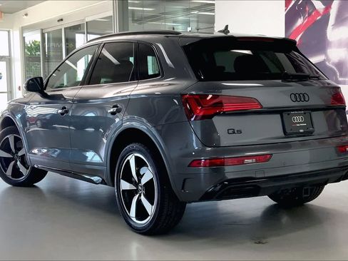 Used 2023 Audi Q5 2.0T Premium Plus w/ Premium Plus Package AWD/4WD image 4