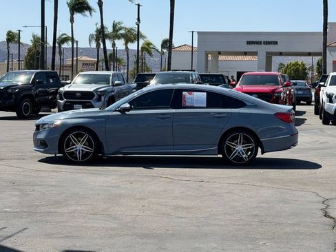 Used 2022 Honda Accord Touring image 9