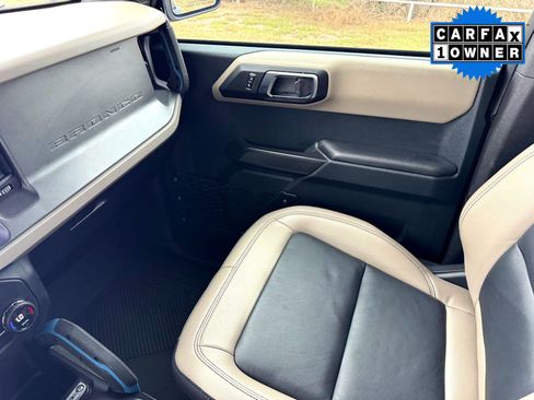 Used 2024 Ford Bronco Wildtrak image 34