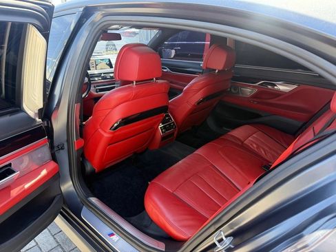 Used 2017 BMW 750i 750i Sedan image 27