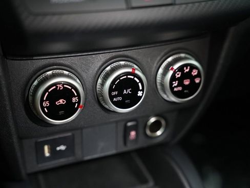 Used 2022 Mitsubishi Outlander Sport LE image 23