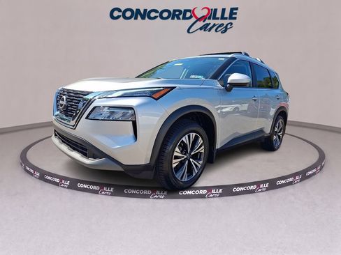Certified 2023 Nissan Rogue SV w/ SV Premium B Package AWD/4WD image 4