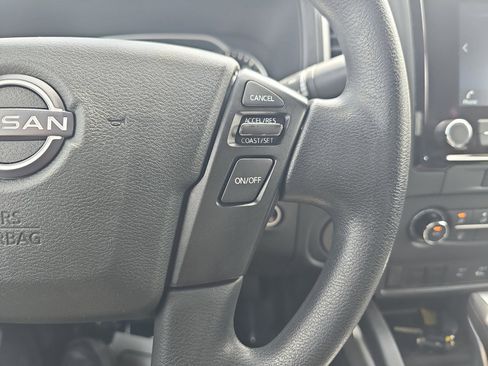 Used 2024 Nissan Frontier SV RWD image 19