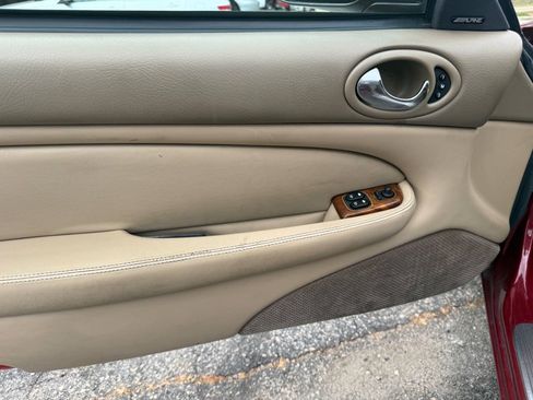 Used 2000 Jaguar XK8 Convertible RWD image 14