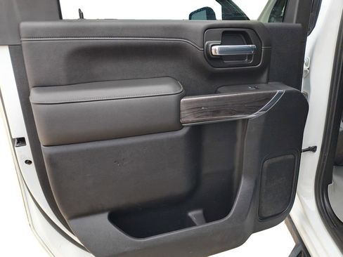 Used 2021 Chevrolet Silverado 3500 LTZ w/ LTZ Texas Edition image 24