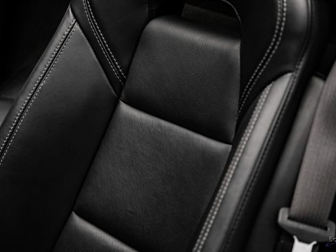 Used 2018 Chevrolet Corvette Z06 RWD image 44