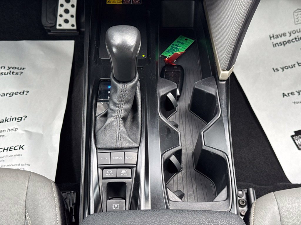Certified 2025 Toyota Camry SE FWD image 23