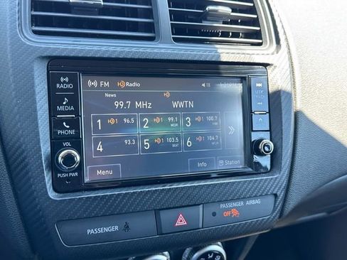 Used 2024 Mitsubishi Outlander Sport AWD image 32