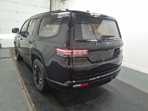 Used 2023 Jeep Grand Wagoneer Series II Obsidian AWD/4WD image 5