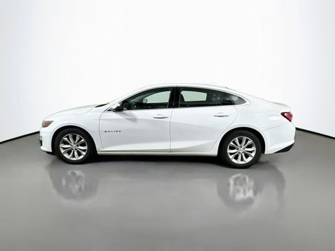 Used 2019 Chevrolet Malibu LT FWD image 3