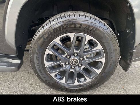 Used 2024 Toyota Sequoia Limited image 9