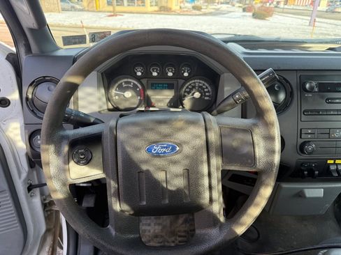 Used 2013 Ford F450 XL w/ High Capacity Trailer Tow Pkg image 19