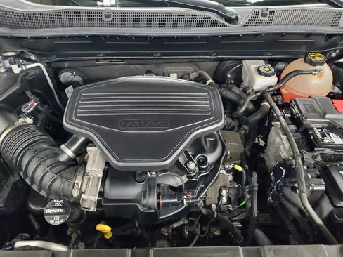 Used 2020 Chevrolet Blazer LT FWD image 4