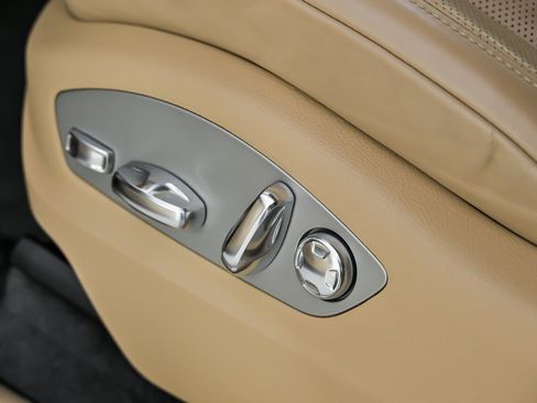 Used 2023 Porsche Macan S AWD/4WD image 27