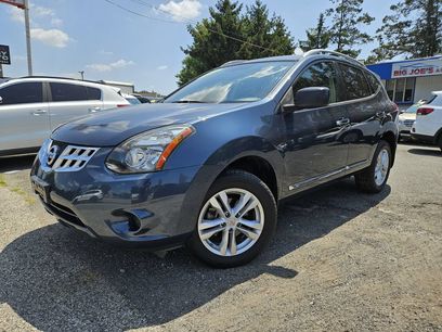 Used 2015 Nissan Rogue S w/ Convenience Package