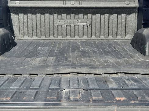 Used 2023 GMC Sierra 1500 AT4 w/ Technology Package image 17