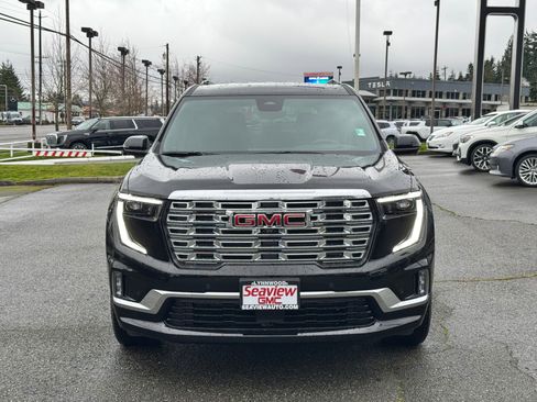 New 2026 GMC Acadia Denali w/ Super Cruise Package image 2