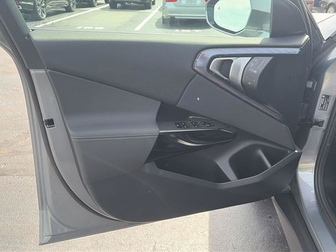 Used 2026 BMW X3 xDrive30 w/ Premium Package image 9