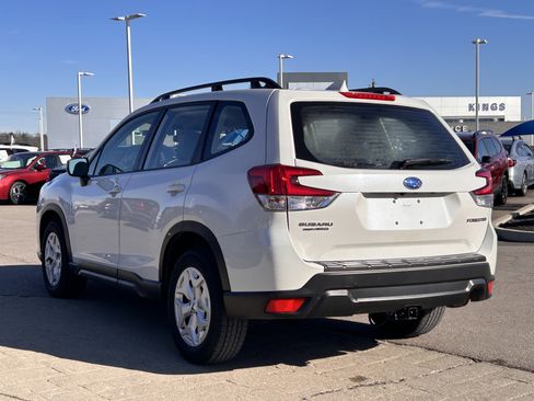 Certified 2023 Subaru Forester Base image 5