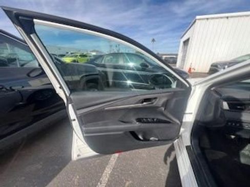 Used 2025 Toyota Camry LE image 8