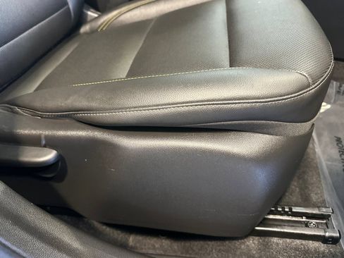 Used 2024 Chevrolet Trax ACTIV w/ Sunroof Package FWD image 22