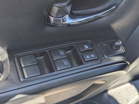 Certified 2024 Nissan Titan PRO-4X AWD/4WD image 21