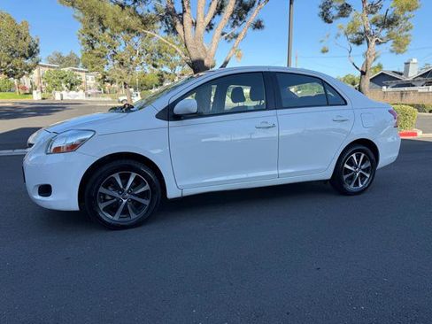 Used 2008 Toyota Yaris Sedan FWD image 2