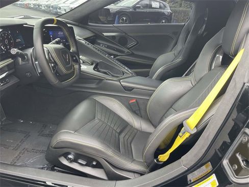 Used 2023 Chevrolet Corvette Stingray Premium Conv w/ Z51 Performance Package image 14