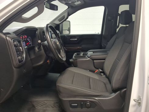 Used 2023 Chevrolet Silverado 2500 LT image 17