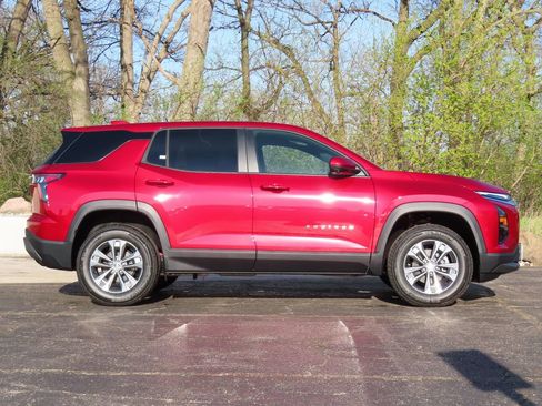 New 2026 Chevrolet Equinox LT AWD/4WD image 2